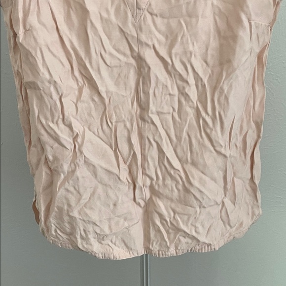 Kate Spade Saturday Light Pink V-Neck Silk Sleeveless Blouse - Picture 5 of 8